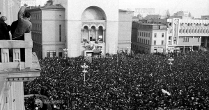 Victoriei Square Area